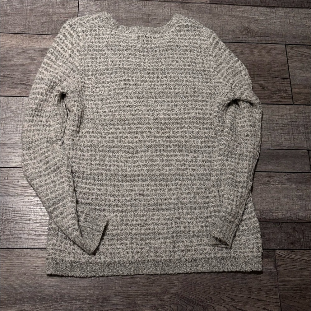 LOFT Sweater - Picture 3 of 4